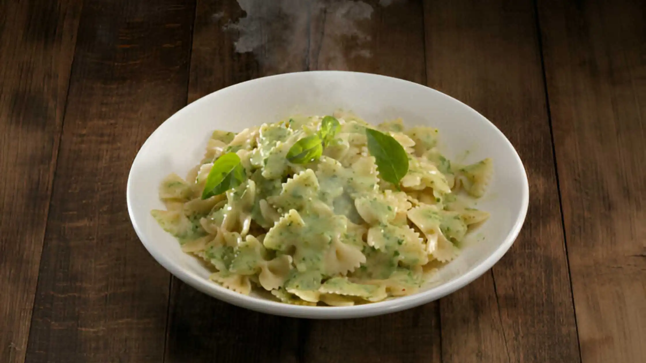 Creamy Hemp Pesto Pasta Salad